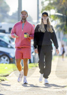PREMIUM EXCLUSIVE Patrick Schwarzenegger And Abby Champion Rock Contrastic Styles During Lunch Outing