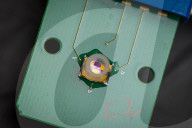 Hand held non invasive device that can detect early signs of Azlheimer's