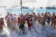 FEATURE -  77. Weihnachtsbad in Nizza an der Cote d'Azur