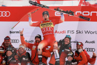 SPORT - Ski alpin: Marco Odermatt feiert 2. Platz bei der Abfahrt von Bormio