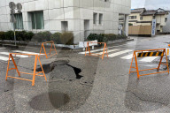 NEWS -  Zahl der Todesopfer des Japan-Bebens steigt auf 64