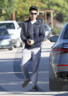 British actor Max Minghella looked almost unrecognizable as he ran errands in Los Angeles on New YearÍs Day