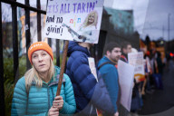 Junior doctors' leaders warn of more strikes unless ministers make new offer