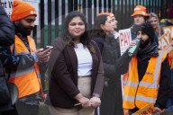 Junior doctors' leaders warn of more strikes unless ministers make new offer