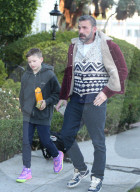 PREMIUM EXCLUSIVE Ben Affleck showing his style with mountain chic cardigan