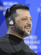 NEWS - World Economic Forum 2024: Der ukrainische Präsident Alexander Zelenskyj