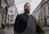 British inventor Patrick Racz seeks to take $18bn bite out of Apple in bitter patent war