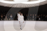 MODE - Paris Haute Couture Frühling/Sommer 2024: Chanel