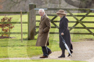 ROYALS - König Charles und Königin Camilla in der Kirche von Sandringham am Sonntag