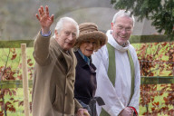 ROYALS - König Charles und Königin Camilla in der Kirche von Sandringham am Sonntag