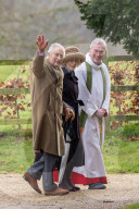 ROYALS - König Charles und Königin Camilla in der Kirche von Sandringham am Sonntag