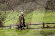 ROYALS - König Charles und Königin Camilla in der Kirche von Sandringham am Sonntag
