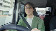 Intelligent puppet to keep an eye on babies during car journeys
