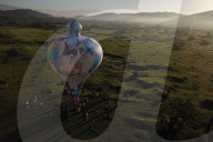 Brazil's illegal hot-air ballooning scene