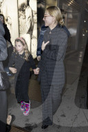 Cate Blanchett And Child Out - Milan
