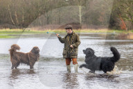 Snow, wind and rain for meteorological Spring this weekend. 