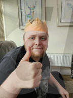 FEATURE - Schon mit 22 Jahren: Andre Yarham aus Norwich leidet an Demenz