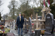 'A clash of cultures': Irish opinion split over Travellers' elaborate headstones