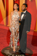 Oscars 2024: Ankünfte zur Vanity Fair Oscar Party