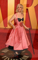 Oscars 2024: Ankünfte zur Vanity Fair Oscar Party