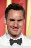 PEOPLE - Oscars 2024: Roger Federer und Frau Mirka strahlen auf dem roten Teppich