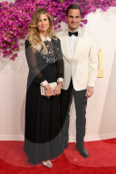 PEOPLE - Oscars 2024: Roger Federer und Frau Mirka strahlen auf dem roten Teppich