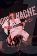 Aldous Harding live im Konzert