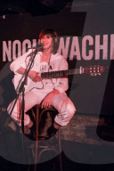 Aldous Harding live im Konzert