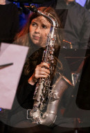 Anna Lena Schnabel und das Jazzkombinat unter der Leitung von Tini Thomsen spielen ''Made in Hamburg''