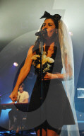 Marina and the Diamonds live im Konzert