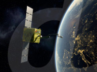 Robot arm being developed to grab and help destroy space junk