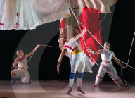 Sydney Dance Company’s ‘Ascent ‘ a mixed programme at the Linbury Theatre. Royal Opera House, Covent Garden, London, Great Britain