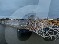NEWS - Einsturz einer Brücke in Baltimore nach Zusammenstoss mit einem Frachtschiff