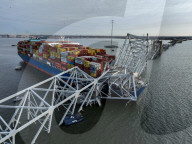 NEWS - Einsturz einer Brücke in Baltimore nach Zusammenstoss mit einem Frachtschiff