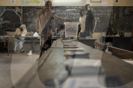 Senegal hails new anti-establishment president
