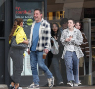PREMIUM EXCLUSIVE Cool dad Ben Affleck crazy carpooling with Fin and Emme friends