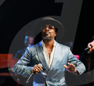Grammy winner, ANTHONY HAMILTON brings some soul to the crowd at  the Chartway Arena at OLD DOMINION UNIVERSITY on 11 April 2024.