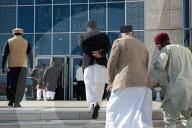 Eid prayers Baitul Futuh mosque, Morden