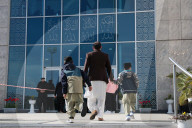 Eid prayers Baitul Futuh mosque, Morden