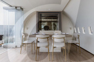 Boeing 737 turned into holiday villa for high flyers