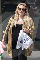 *EXCLUSIVE* Pregnant Hilary Duff takes her girls shopping at Bloomingdales!