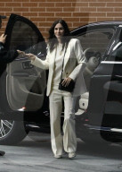 *EXCLUSIVE* Courteney Cox arrives for Dinner at Funke in Beverly Hills