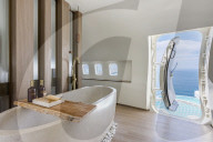FEATURE - Eine Villa auf Bali, die aus einem Privatjet gebaut wurde
