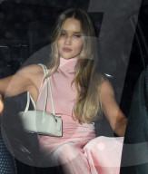 PEOPLE -  Victoria Beckhams 50. Geburtstagsparty