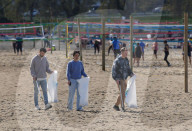 CANADA-VANCOUVER-EARTH DAY-BEACH CLEANUP
