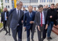 The Prime Minister Rishi Sunak is welcomed by the Prime Minister of Poland