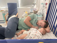 FEATURE - Georgia House, deren Baby Margot mit Masern ins Krankenhaus eingeliefert wurde, bittet die Menschen sich impfen zu lassen