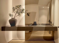 Actor Matt Damon has just bought this apartment