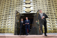 Foreign Secretary David Cameron visits Turkmenistan