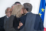 EXCLUSIVE - Präsident Emmanuel Macron und seine Frau Brigitte bei einem Wohltätigkeitsspiel mit dem Variétés Club de France